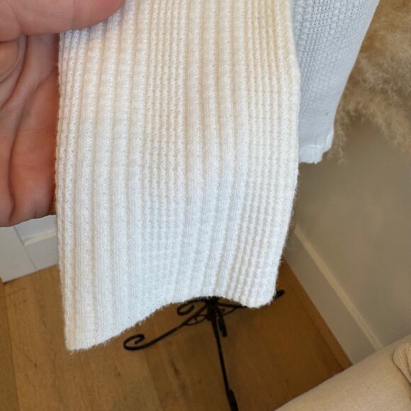 Lucky Brand Waffle Knit Scoop Neck Long Sleeve Top Small - Picture 5 of 8